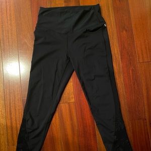Black Fabletics Leggings